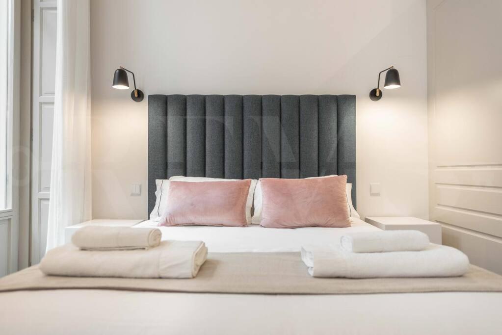 Contemporary Loft In The Historic City Center By Rems Málaga Extérieur photo