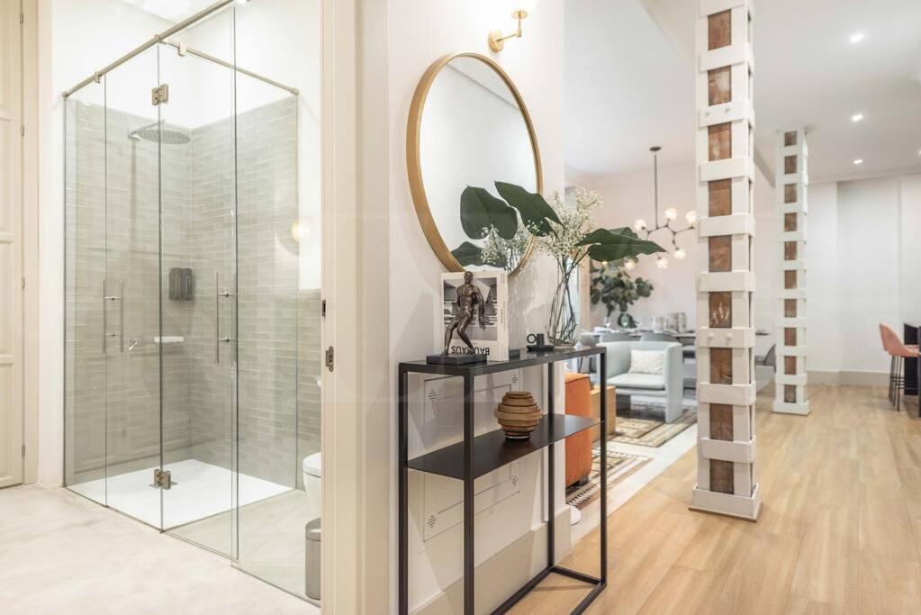 Contemporary Loft In The Historic City Center By Rems Málaga Extérieur photo