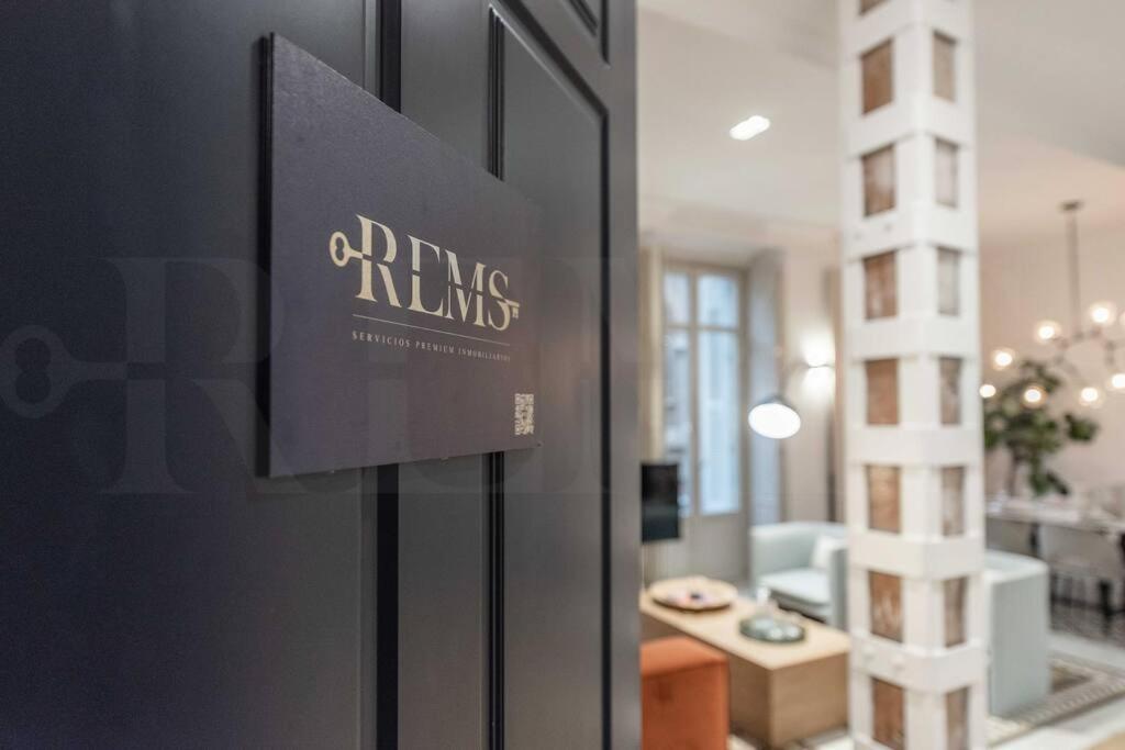Contemporary Loft In The Historic City Center By Rems Málaga Extérieur photo